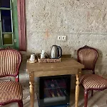 1860 Kadievi & 4*