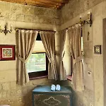 1860 Kadievi &