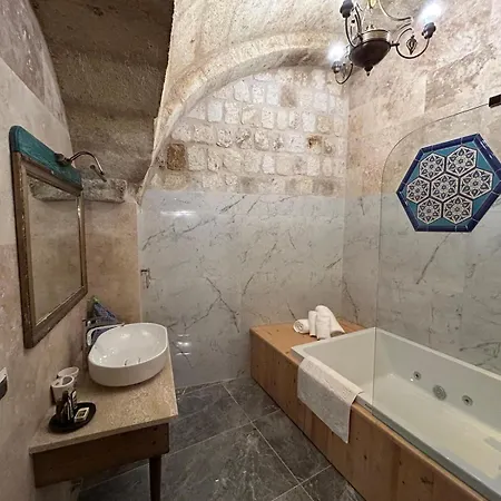 Bed & Breakfast 1860 Kadievi & *