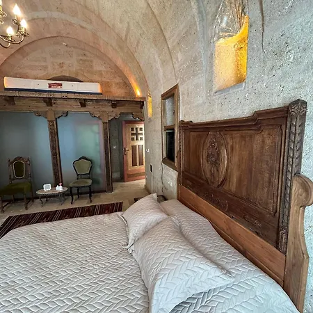 Bed & Breakfast 1860 Kadievi & *