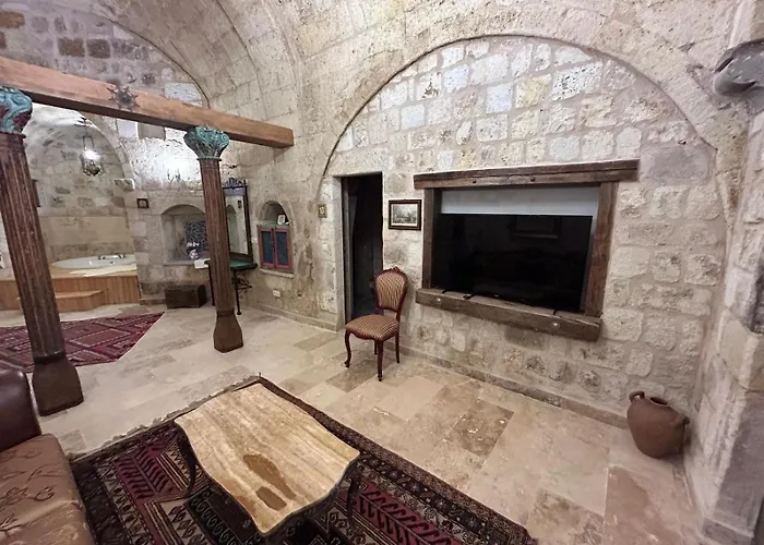 1860 Kadievi & Urgup