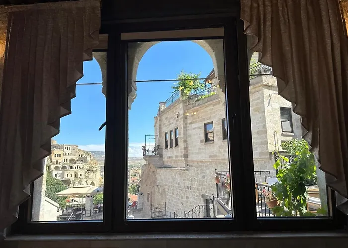 1860 Kadievi & Urgup